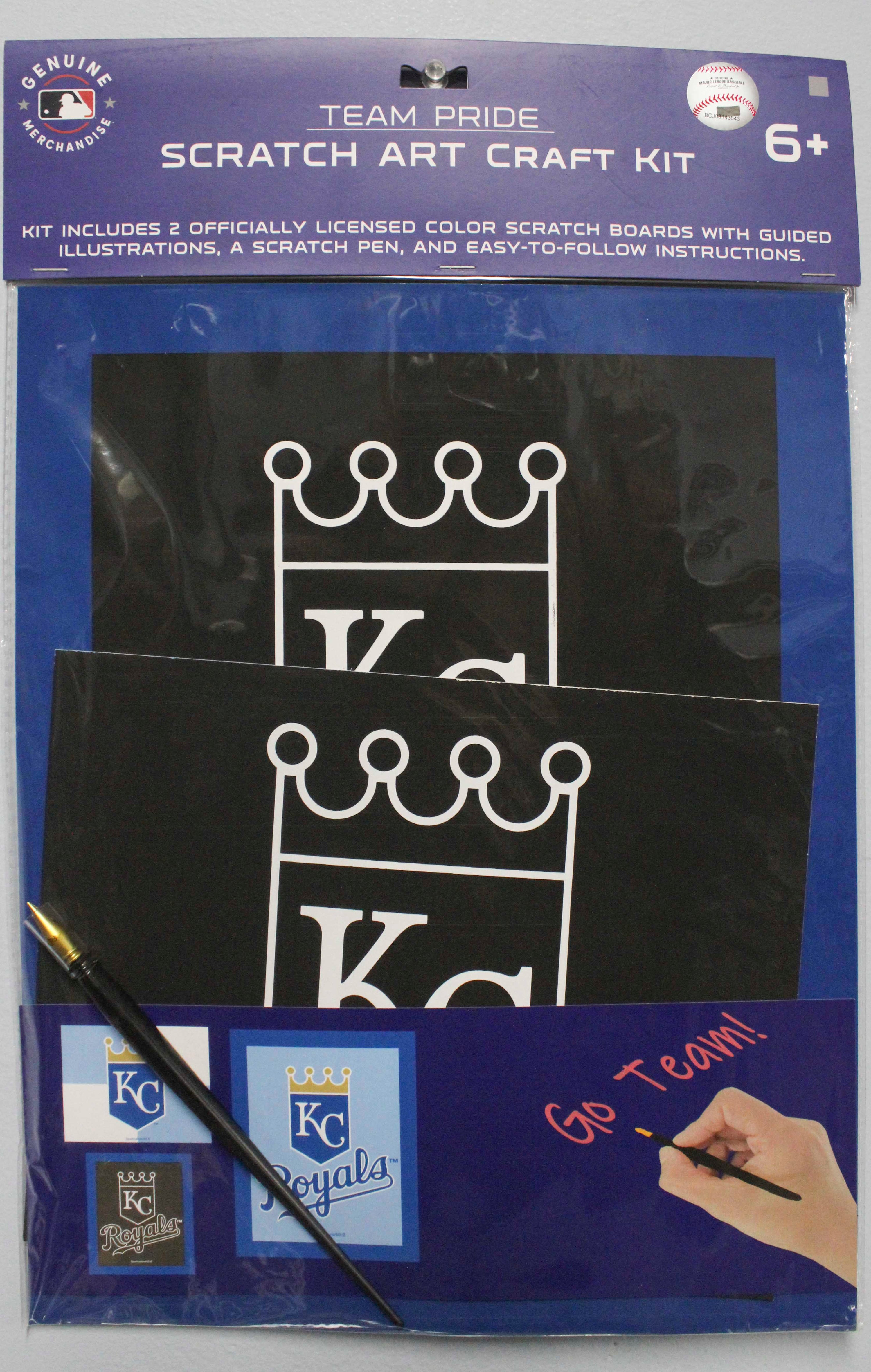 OFFICIALLY LICENSED KANSAS CITY ROYALS SCRATCH ART CRAFT KIT