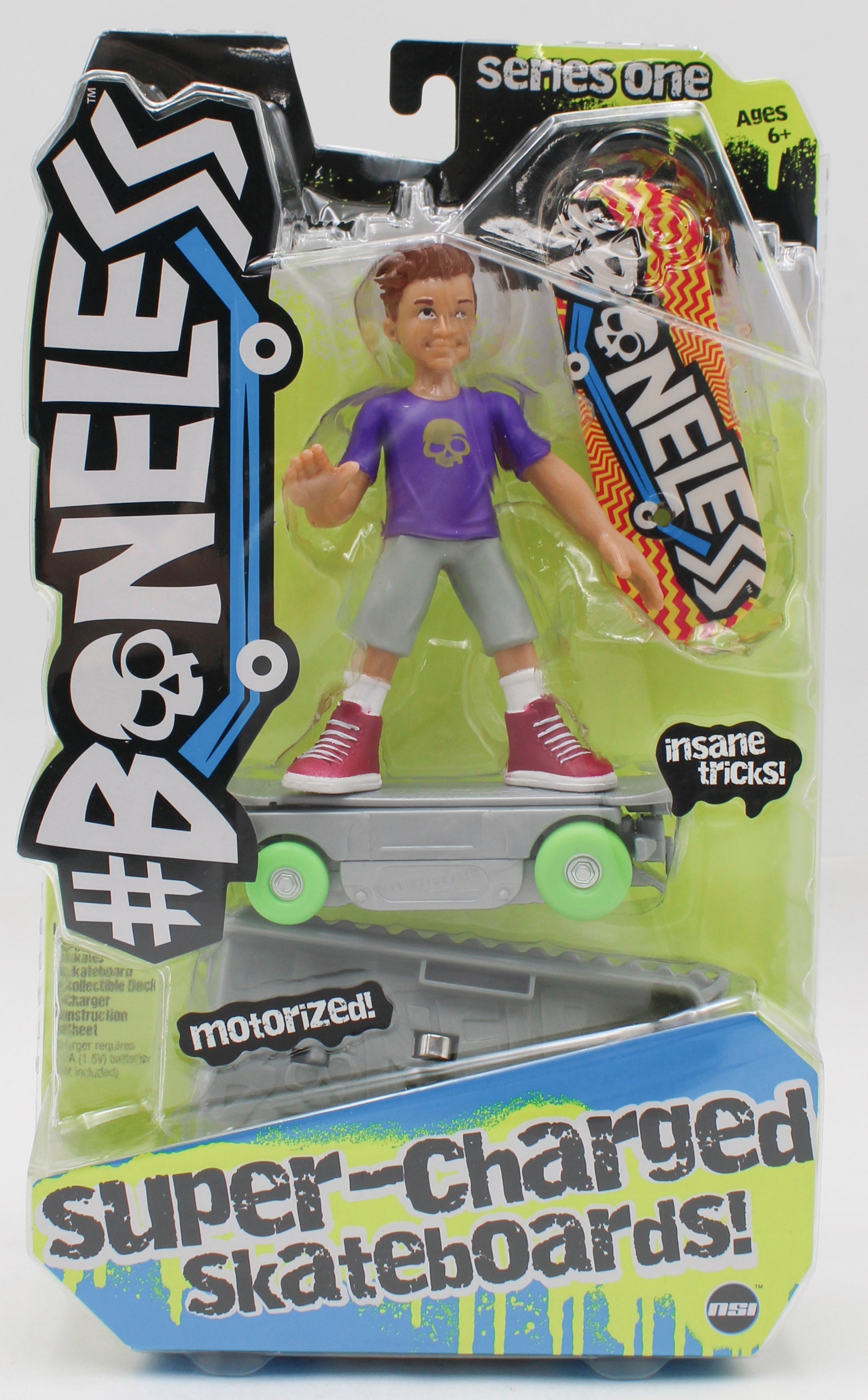 BONELESS SKATER LUCA